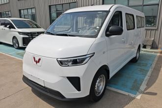 五菱汽车 五菱扬光 2026款 440km 客车版舒适型 6座