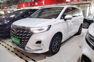 荣威iMAX8新能源 2025款 1.5T DMH 陆尊奢享版