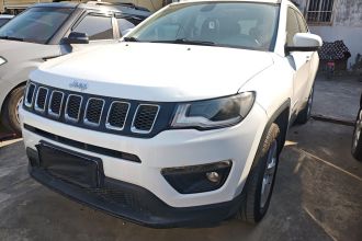 Jeep 指南者 2020款 220T 自动精英版