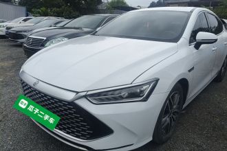 比亚迪 秦PLUS 2021款 DM-i 55KM 旗舰型