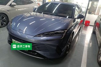 比亚迪 海豹 2023款 DM-i 1.5T 121km 旗舰型