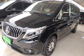 奔驰 威霆 2021款 2.0T 商务版 7座