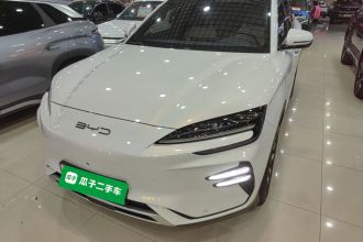 比亚迪 宋PLUS新能源 2024款 荣耀版 EV 520km 尊贵型
