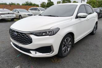 福特 福睿斯 2021款 1.5L 自动钻石版