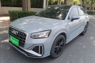 奥迪Q2L 2022款 35 TFSI 进取动感型