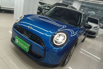 MINI 2025款 1.5T COOPER 经典派