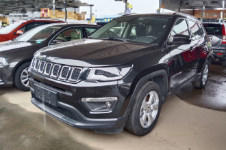Jeep 指南者 2019款 220T 自动家享版