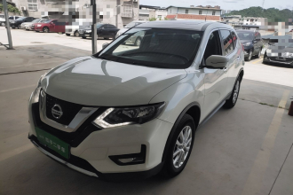 日产 奇骏 2017款 2.0L CVT舒适版 2WD