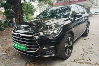 比亚迪 唐新能源 2023款 DM-i 冠军版 112KM 尊享型