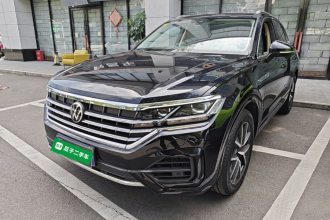 大众 途锐 2021款 3.0TSI 锐享版 经典运动套装