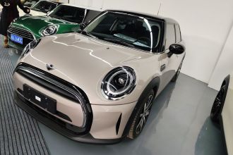 MINI 2022款 改款 1.5T COOPER 经典派 五门版