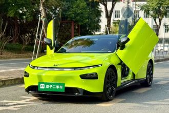 小鹏P7 2021款 562E鹏翼性能版