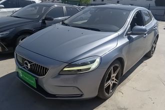 沃尔沃V40 2017款 T3 智雅版
