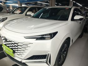 长安UNI-K 2021款 2.0T 卓越型