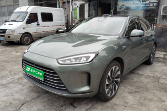 鸿蒙智行 问界M5 2023款 增程四驱智驾版