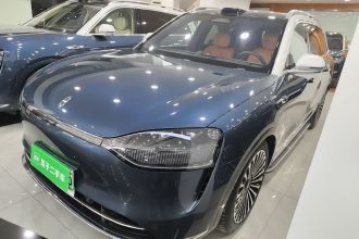 鸿蒙智行 问界M9 2024款 增程 Ultra版 42kWh 6座版