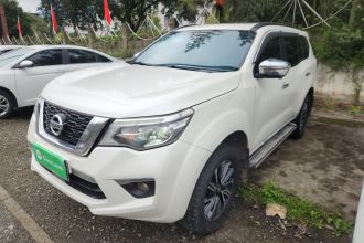 日产 途达 2018款 2.5L 自动四驱旗舰版