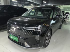 沃尔沃EM90 2025款 Ultra 六座
