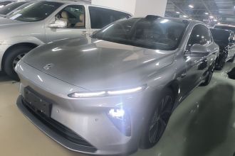 蔚来ET7 2024款 75kWh 行政版