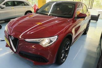 阿尔法·罗密欧 Stelvio斯坦维 2017款 2.0T 200HP 精英版