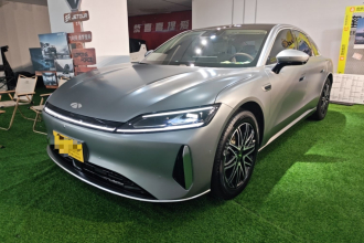 奇瑞风云 风云A9L 2025款 260超长续航尊贵版