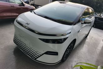 小鹏X9 2025款 纯电 740超长续航 Max