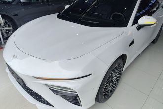 哪吒汽车 哪吒S 2024款 改款 增程 1160 AR-HUD版