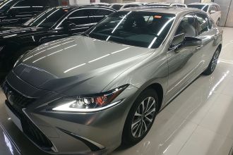 雷克萨斯ES 2023款 200 卓越版