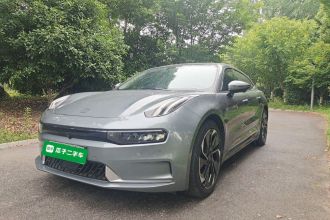 极氪001 2021款 超长续航单电机 WE版