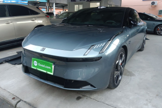 领克Z10 2024款 95kWh 702km四驱智驾Ultra