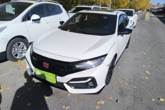 本田 思域 2021款 HATCHBACK 220TURBO CVT潮酷控