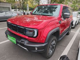 北京越野 北京BJ40 2024款 2.0T 全新刀锋英雄版 攀登者