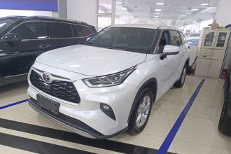 丰田 汉兰达 2024款 2.5L智能电混双擎两驱精英版 5座