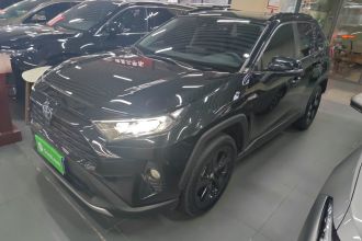 丰田 RAV4荣放 2022款 双擎 2.5L E-CVT四驱精英Plus版