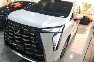 广汽传祺 传祺向往M8 2025款 乾崑系列 Ultra 头等舱