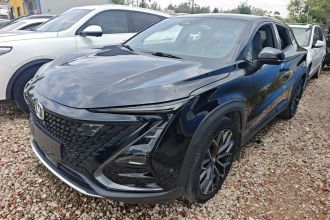 长安UNI-T 2022款 1.5T 尊贵型