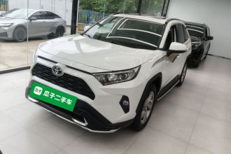 丰田 RAV4荣放 2021款 2.0L CVT两驱风尚PLUS版