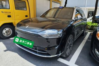 鸿蒙智行 问界M9 2024款 增程 Ultra版 42kWh 6座版