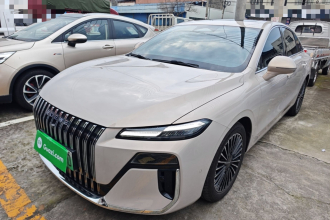 荣威M7 DMH 2025款 160km臻享版