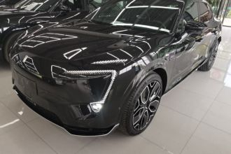 阿维塔11 2023款 鸿蒙 90度 奢享版