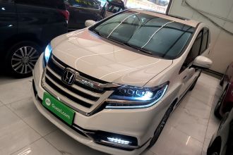 本田 艾力绅 2019款 2.0L 混动至尊版