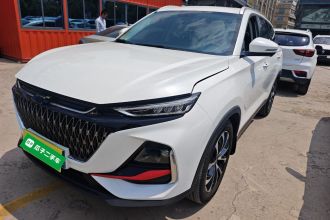 长安欧尚X7 PLUS 2023款 畅享版 1.5T自动尊贵型 7座