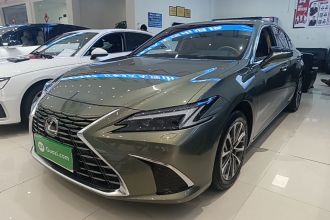 雷克萨斯ES 2025款 200 臻享版