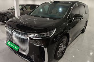 岚图汽车 岚图梦想家 2025款 PHEV 四驱尊贵乾崑版
