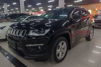 Jeep 指南者 2019款 220T 自动悦享版