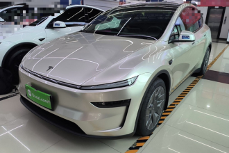 特斯拉 Model Y L 2025款 长续航全轮驱动版