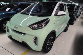 奇瑞QQ 小蚂蚁 2022款 改款 甜粉款 半糖版 三元锂 28.8kWh 30kW 301km