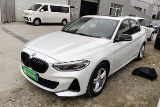 宝马1系 2022款 120i M运动曜夜版