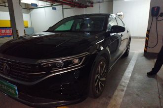 大众 帕萨特 2022款 380TSI 旗舰版