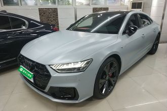 奥迪A7L 2024款 45 TFSI quattro 黑武士版